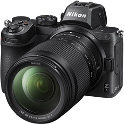 Nikon Z5 Mirrorless Camera with 24-200mm f/4-6.3 VR Lens