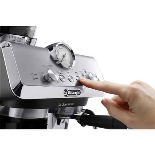 De'Longhi La Specialista Arte Manual Pump Coffee Machine