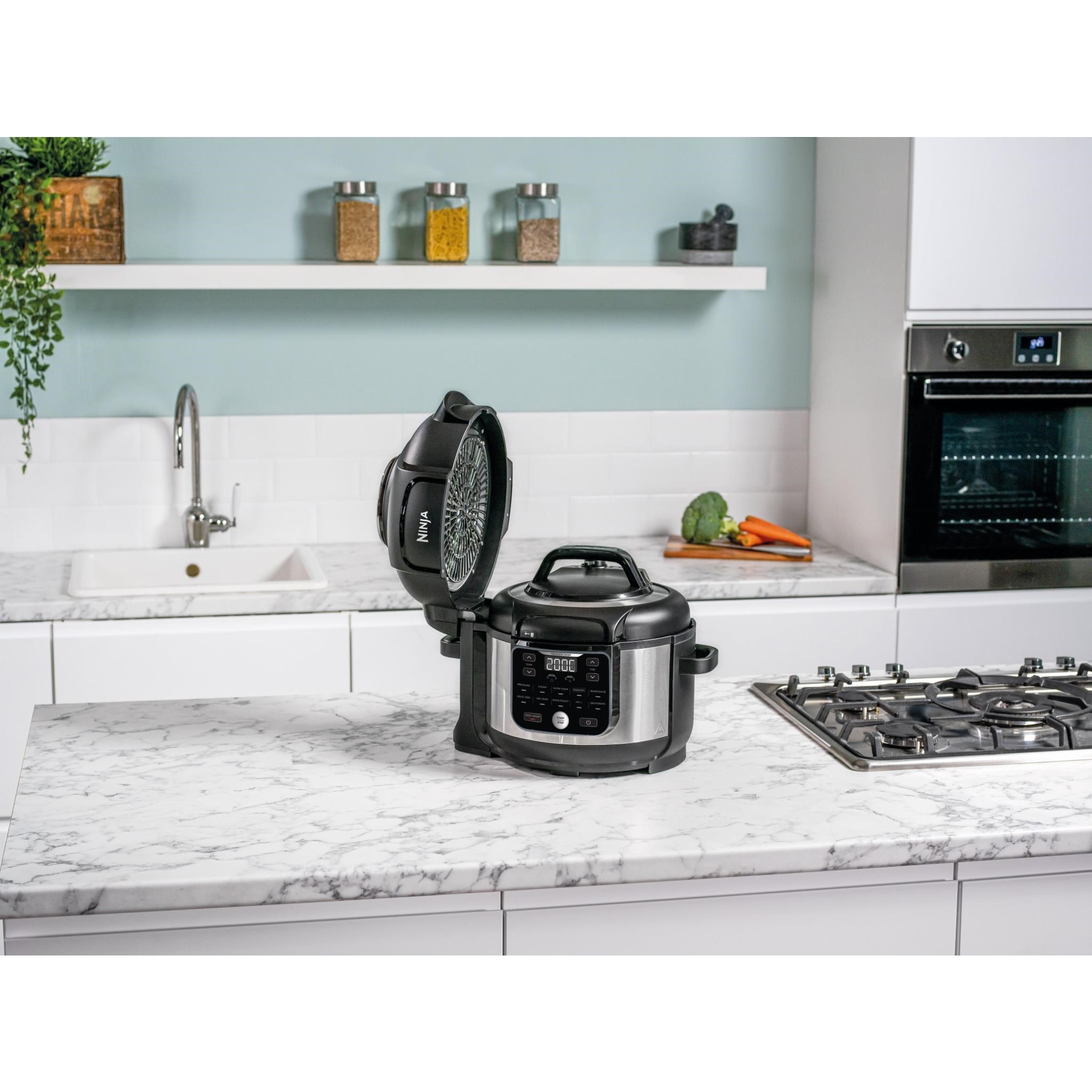 Ninja Foodi Pro 11-in-1 MultiCooker, OP350ANZ - Cooking